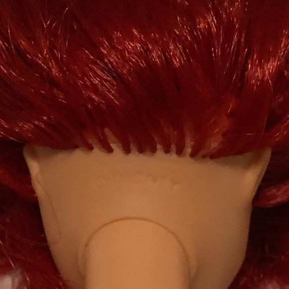 1997 Ariel Disney Doll + Two Princess Dress set - Picture 3 of 6